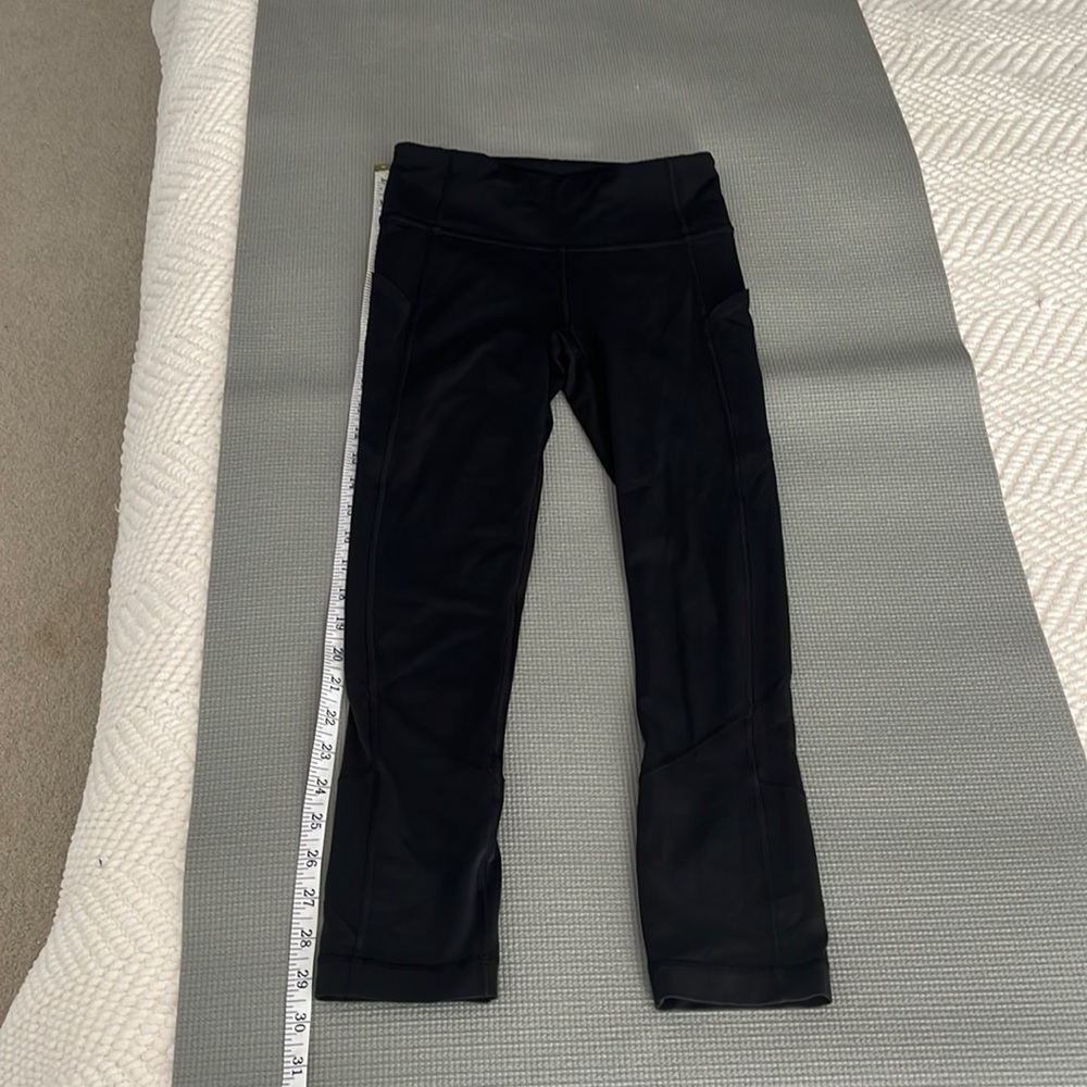 lululemon athletica cropped leggings size 2